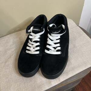 The Hundreds Johnson Mid Top Black Cracked Leather Shoes